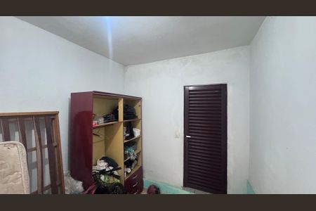 Casa à venda com 170m², 3 quartos e 2 vagasSuíte