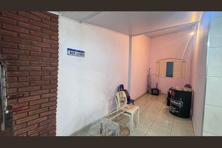 Casa à venda com 170m², 3 quartos e 2 vagasÁrea externa