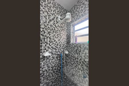 Casa à venda com 170m², 3 quartos e 2 vagasBanheiro da Suíte