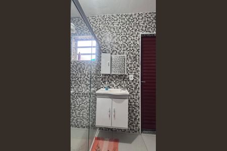 Casa à venda com 170m², 3 quartos e 2 vagasBanheiro da Suíte