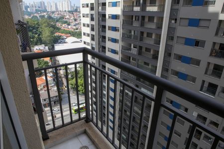 Apartamento para alugar com 39m², 2 quartos e 1 vagaVaranda