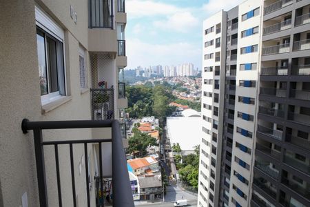 Apartamento para alugar com 39m², 2 quartos e 1 vagaVaranda