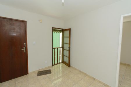 Sala de apartamento para alugar com 2 quartos, 42m² em Riacho das Pedras, Contagem