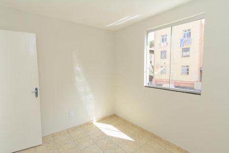 Quarto 2 de apartamento para alugar com 2 quartos, 42m² em Riacho das Pedras, Contagem