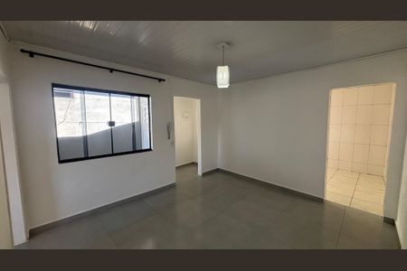 Casa para alugar com 120m², 2 quartos e 2 vagas Casa para alugar com 120m², 2 quartos e 2 vagasSala