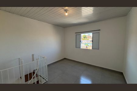 Casa para alugar com 120m², 2 quartos e 2 vagas Casa para alugar com 120m², 2 quartos e 2 vagasQuarto 1