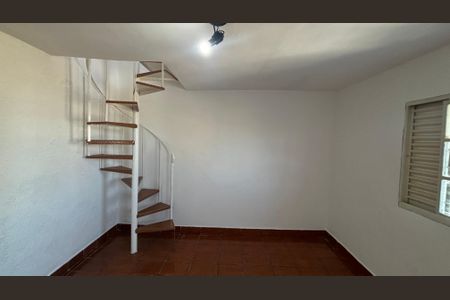 Casa para alugar com 120m², 2 quartos e 2 vagas Casa para alugar com 120m², 2 quartos e 2 vagasQuarto 2