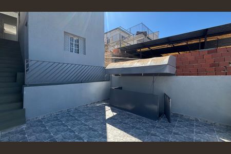 Casa para alugar com 120m², 2 quartos e 2 vagas Casa para alugar com 120m², 2 quartos e 2 vagasQuintal