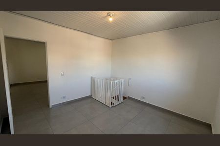 Casa para alugar com 120m², 2 quartos e 2 vagas Casa para alugar com 120m², 2 quartos e 2 vagasQuarto 1