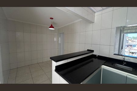Casa para alugar com 120m², 2 quartos e 2 vagas Casa para alugar com 120m², 2 quartos e 2 vagasCozinha