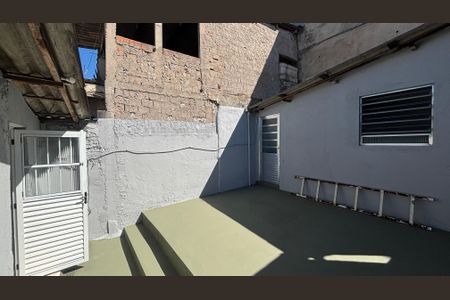 Casa para alugar com 120m², 2 quartos e 2 vagas Casa para alugar com 120m², 2 quartos e 2 vagasQuintal