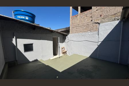 Casa para alugar com 120m², 2 quartos e 2 vagas Casa para alugar com 120m², 2 quartos e 2 vagasQuintal