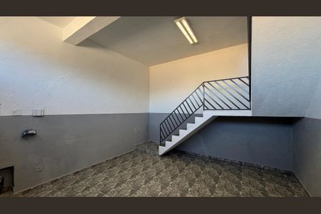 Casa para alugar com 120m², 2 quartos e 2 vagas Casa para alugar com 120m², 2 quartos e 2 vagasGaragem