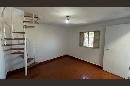 Casa para alugar com 120m², 2 quartos e 2 vagas Casa para alugar com 120m², 2 quartos e 2 vagasQuarto 2