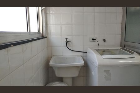 Apartamento à venda com 70m², 2 quartos e 1 vagaÁrea de Serviço