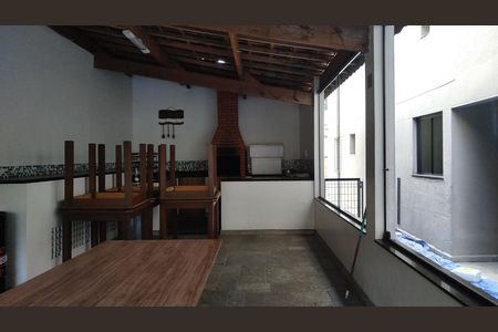 Apartamento à venda com 70m², 2 quartos e 1 vagaChurrasqueira