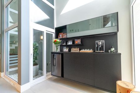 Casa de condomínio à venda com 600m², 6 quartos e 4 vagasSala de Jantar