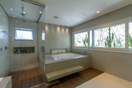 Casa de condomínio à venda com 600m², 6 quartos e 4 vagasBanheiro da Suíte 5