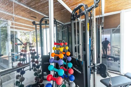 Casa de condomínio à venda com 600m², 6 quartos e 4 vagasAcademia