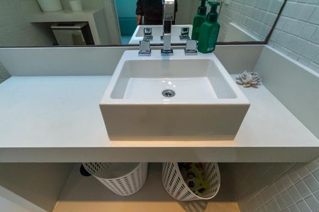 Casa de condomínio à venda com 600m², 6 quartos e 4 vagasSauna