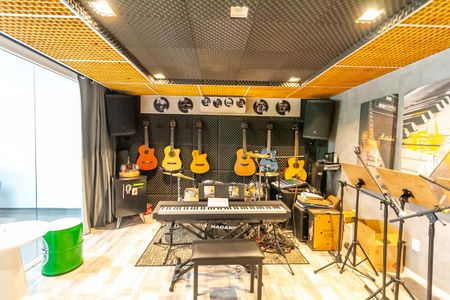 Casa de condomínio à venda com 600m², 6 quartos e 4 vagasEdícula