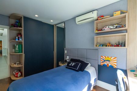 Casa de condomínio à venda com 600m², 6 quartos e 4 vagasSuíte 3