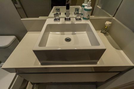 Casa de condomínio à venda com 600m², 6 quartos e 4 vagasBanheiro da Suíte 6