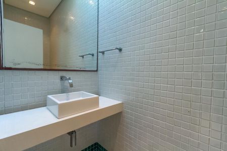 Casa de condomínio à venda com 600m², 6 quartos e 4 vagasSauna