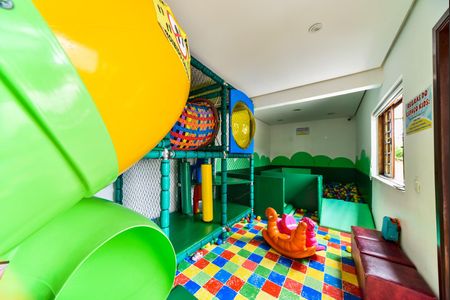 Casa de condomínio à venda com 600m², 6 quartos e 4 vagasÁrea comum