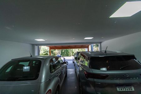 Casa de condomínio à venda com 600m², 6 quartos e 4 vagasGaragem