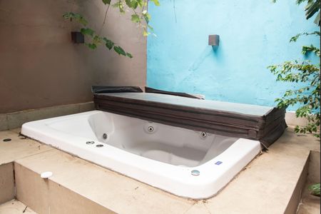 Casa à venda com 200m², 3 quartos e 3 vagasQuintal/Área de lazer - Hidromassagem