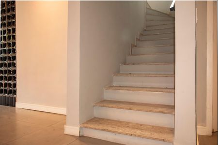 Casa à venda com 200m², 3 quartos e 3 vagasSala