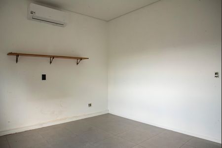 Casa à venda com 200m², 3 quartos e 3 vagasSuíte 3