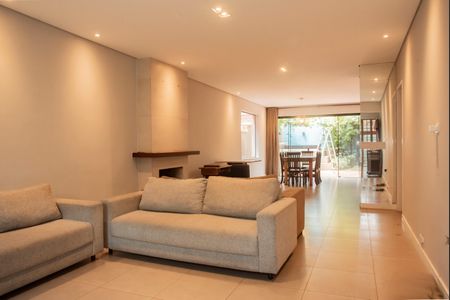 Sala de casa à venda com 3 quartos, 200m² em Planalto Paulista, São Paulo