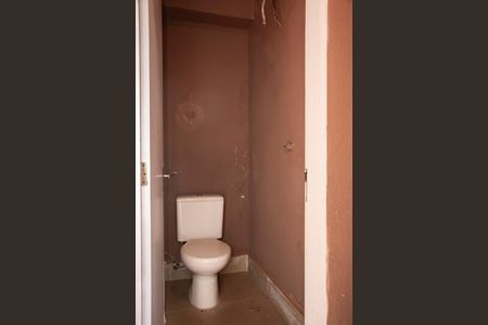 Casa à venda com 200m², 3 quartos e 3 vagasQuintal/Área de lazer - Banheiro