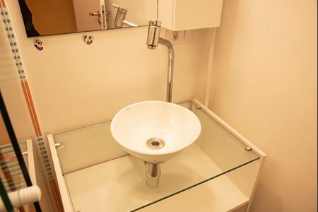 Casa à venda com 200m², 3 quartos e 3 vagasBanheiro da Suíte 2