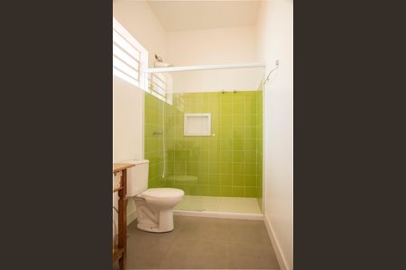 Casa à venda com 200m², 3 quartos e 3 vagasBanheiro da Suíte 1