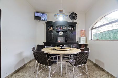 Casa para alugar com 250m², 3 quartos e 5 vagasCozinha