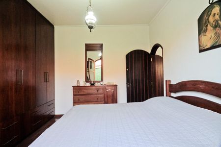 Casa para alugar com 250m², 3 quartos e 5 vagasSuíte