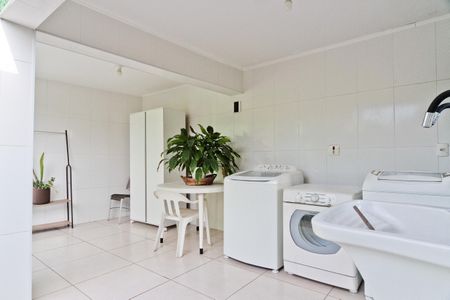 Casa para alugar com 250m², 3 quartos e 5 vagasÁrea de Serviço