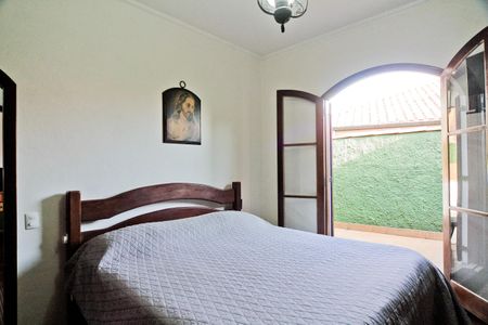 Casa para alugar com 250m², 3 quartos e 5 vagasSuíte