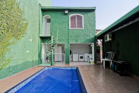 Casa para alugar com 250m², 3 quartos e 5 vagasÁrea externa