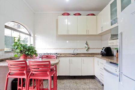 Casa para alugar com 250m², 3 quartos e 5 vagasCozinha