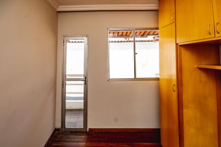 Casa à venda com 76m², 3 quartos e 1 vaga Casa à venda com 76m², 3 quartos e 1 vagaQuarto 3