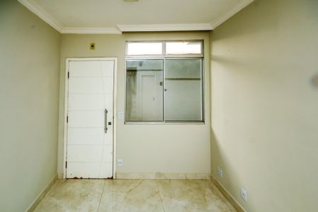 Casa à venda com 76m², 3 quartos e 1 vaga Casa à venda com 76m², 3 quartos e 1 vagaSala