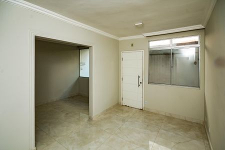 Casa à venda com 76m², 3 quartos e 1 vaga Casa à venda com 76m², 3 quartos e 1 vagaSala