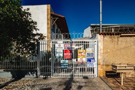 Casa à venda com 76m², 3 quartos e 1 vaga Casa à venda com 76m², 3 quartos e 1 vagaFachada do Condomínio