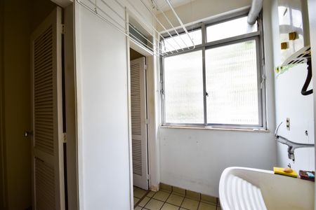 Apartamento para alugar com 76m², 2 quartos e 1 vaga Apartamento para alugar com 76m², 2 quartos e 1 vagaÁrea de Serviço