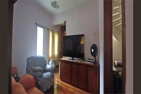 Casa à venda com 4 quartos, 600m² em Bela Aliança, São Paulo