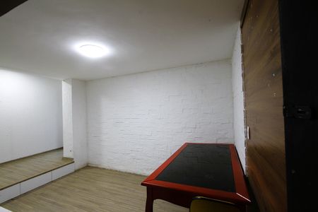 Casa para alugar com 350m², 7 quartos e 4 vagasEscritório